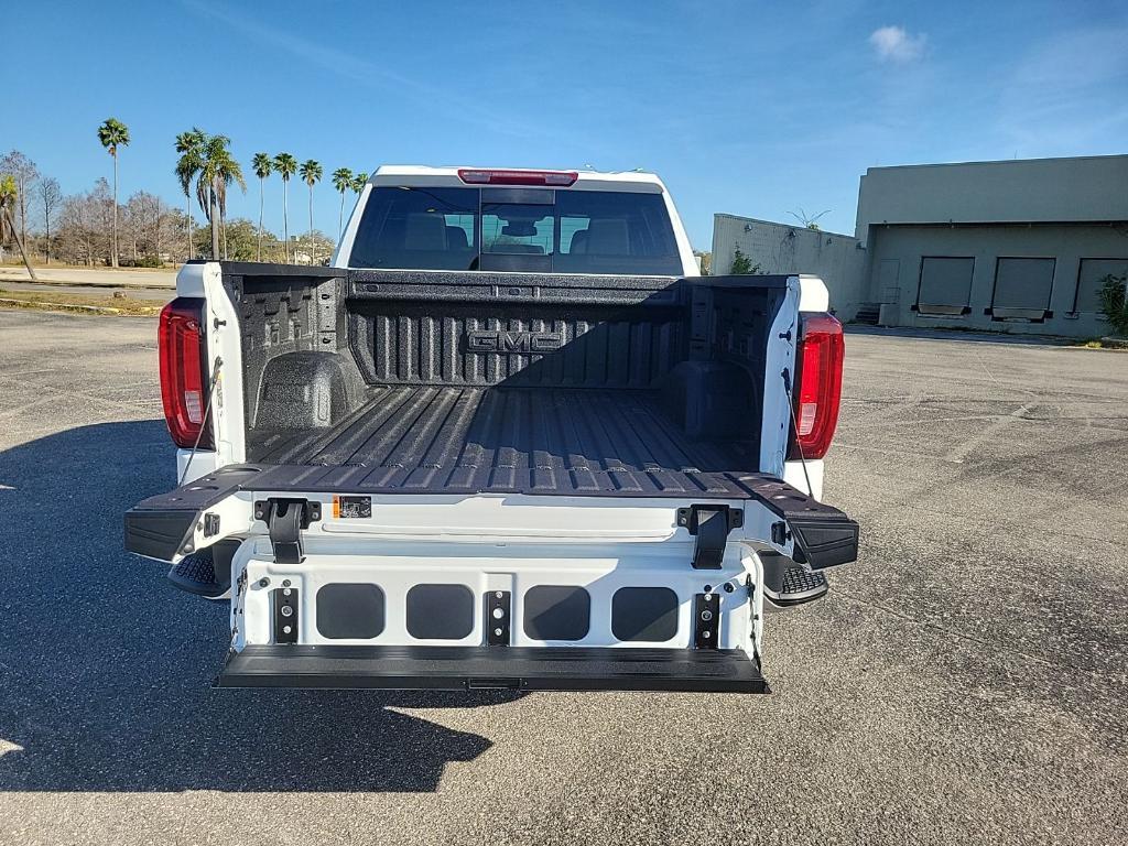 new 2026 GMC Sierra 1500 car, priced at $68,870