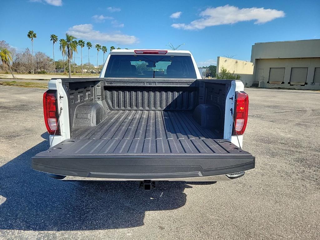 new 2026 GMC Sierra 1500 car, priced at $44,375