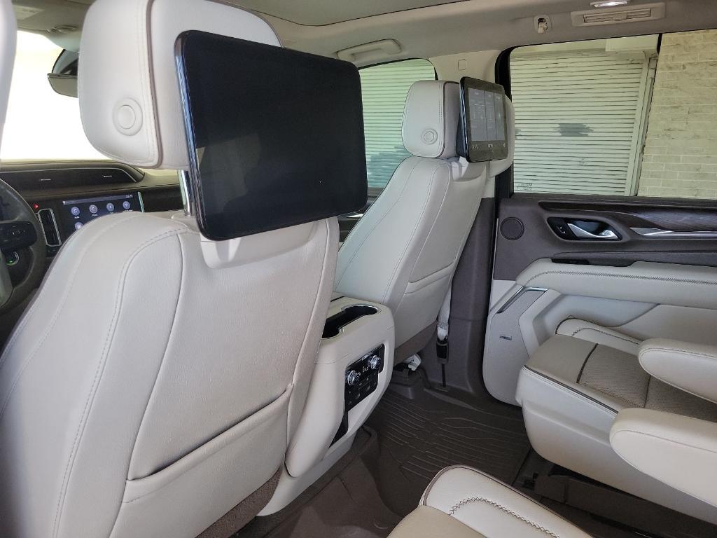 used 2021 GMC Yukon car, priced at $39,259