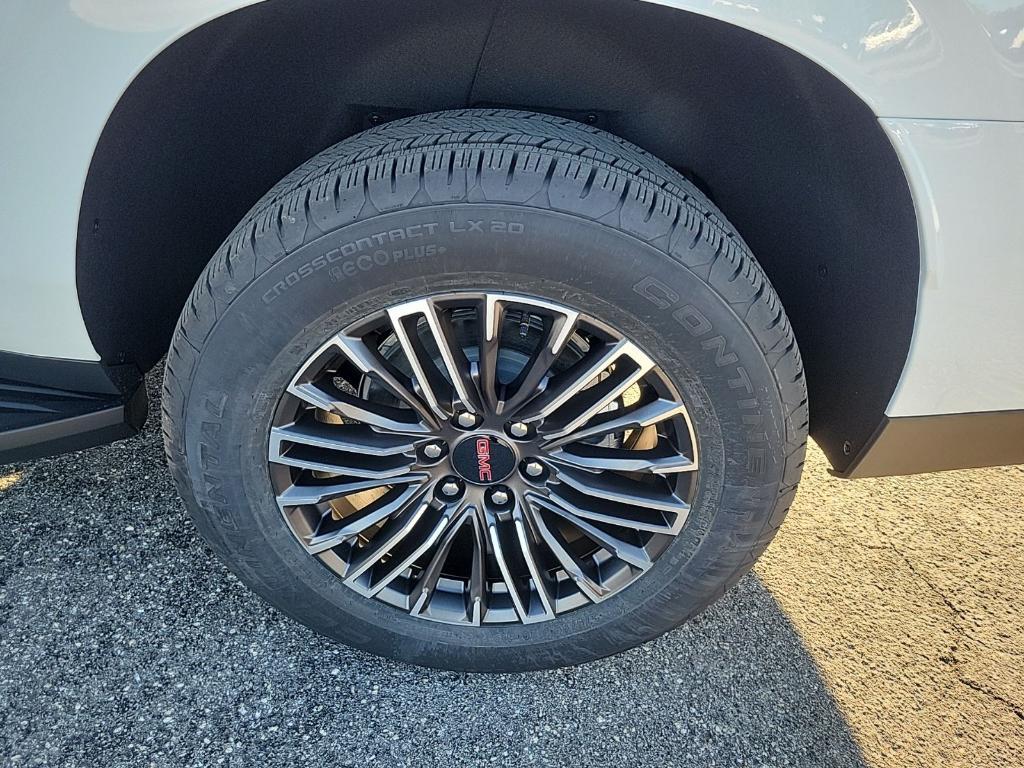 new 2026 GMC Yukon XL car, priced at $85,474