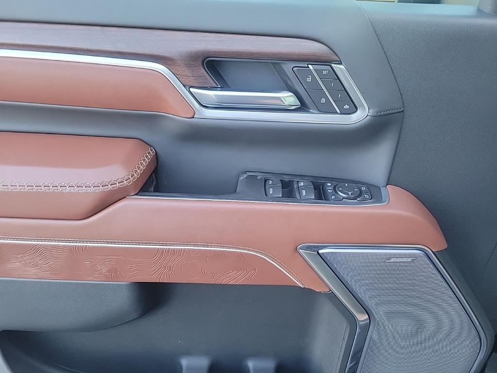 new 2026 GMC Sierra 2500 car, priced at $98,035