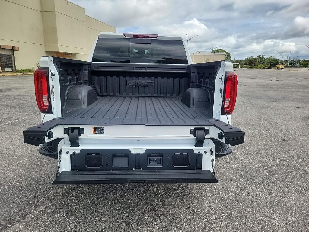new 2026 GMC Sierra 1500 car, priced at $82,594