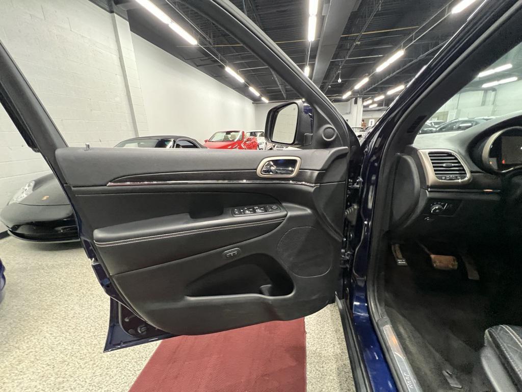 used 2014 Jeep Grand Cherokee car, priced at $17,777
