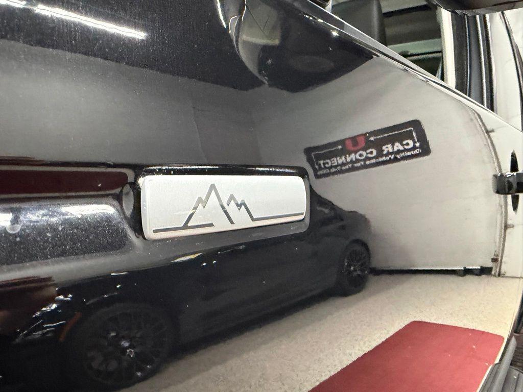used 2016 Land Rover LR4 car, priced at $29,977