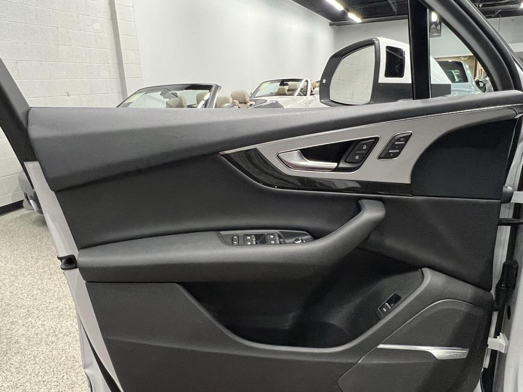 used 2018 Audi Q7 car, priced at $18,777