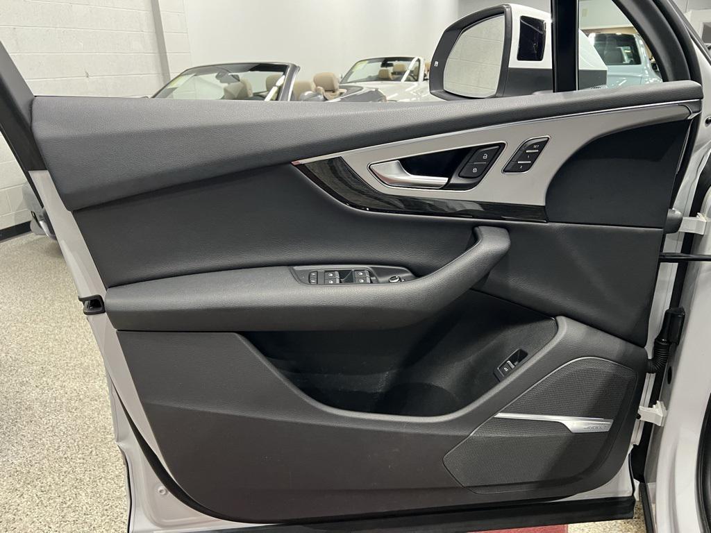 used 2018 Audi Q7 car, priced at $18,777