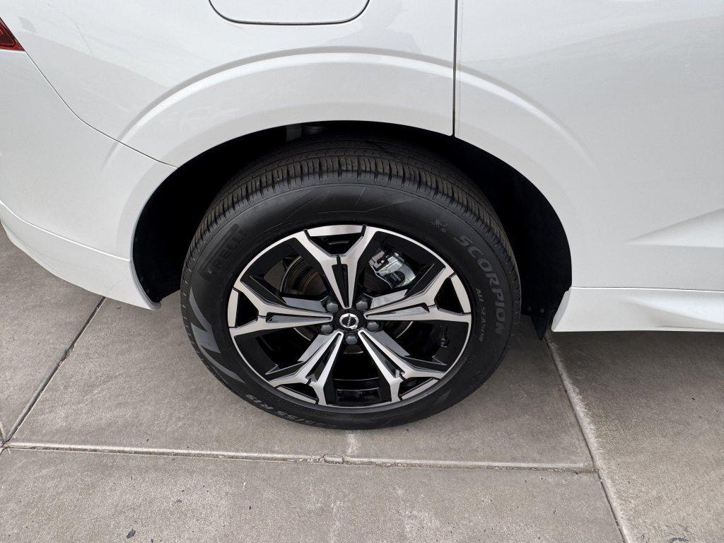 used 2022 Volvo XC60 car, priced at $29,797