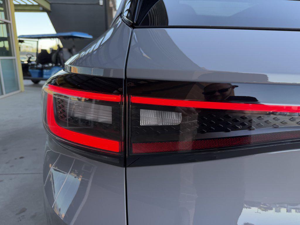 used 2022 Volkswagen ID.4 car, priced at $20,477