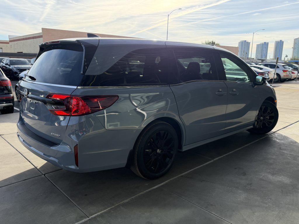 used 2025 Honda Odyssey car, priced at $37,477