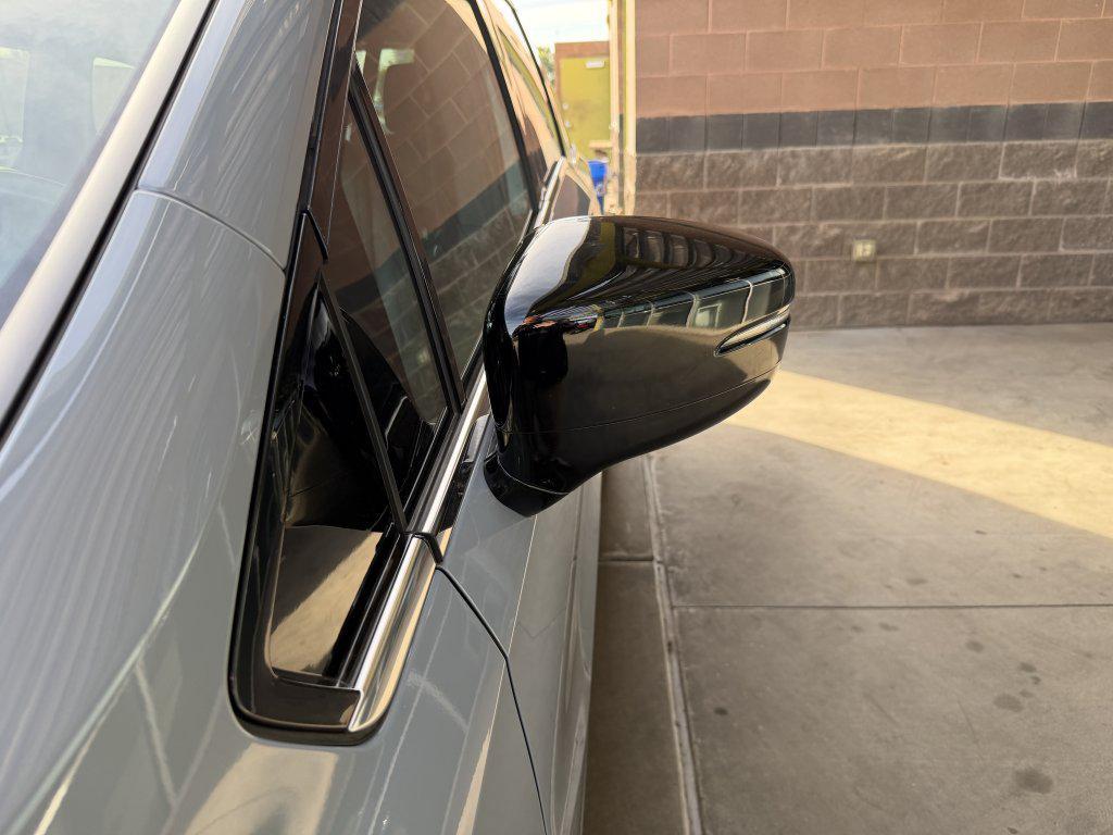 used 2025 Honda Odyssey car, priced at $37,477