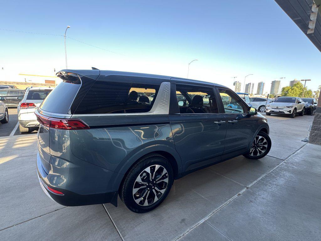 used 2024 Kia Carnival car, priced at $36,977