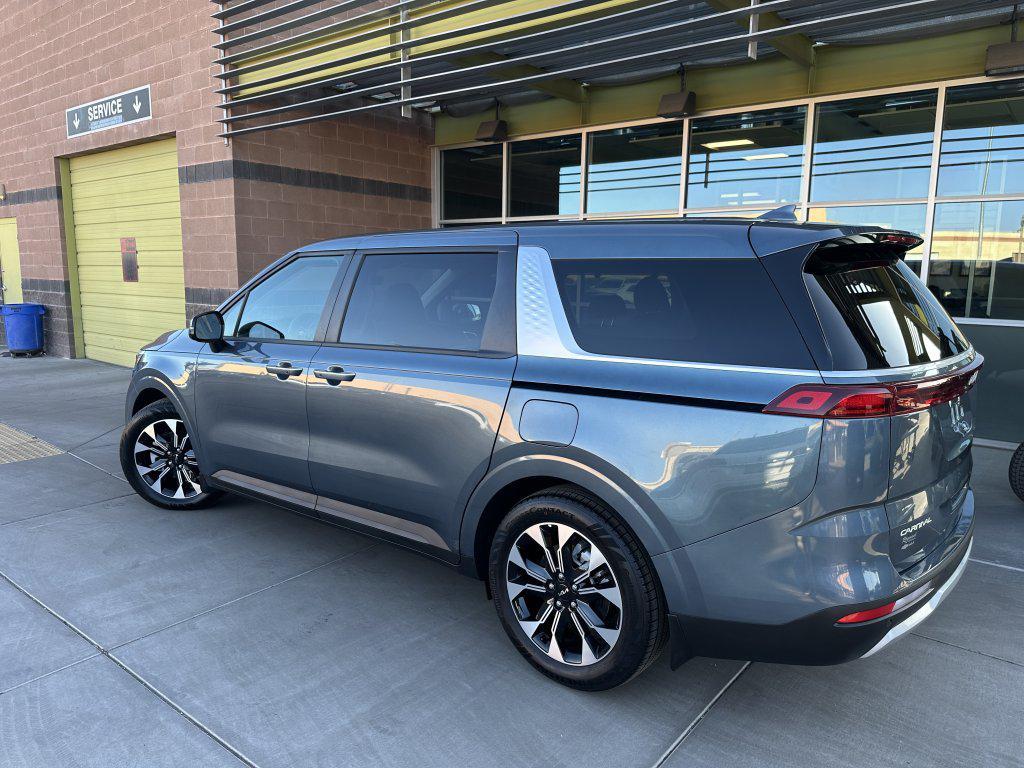 used 2024 Kia Carnival car, priced at $36,977