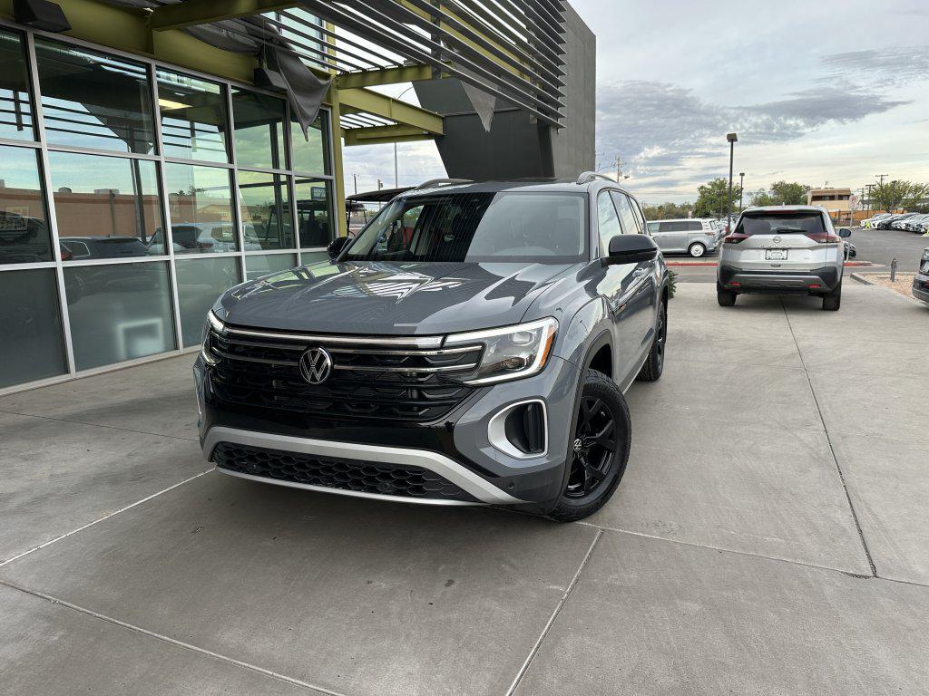 used 2024 Volkswagen Atlas car, priced at $35,977