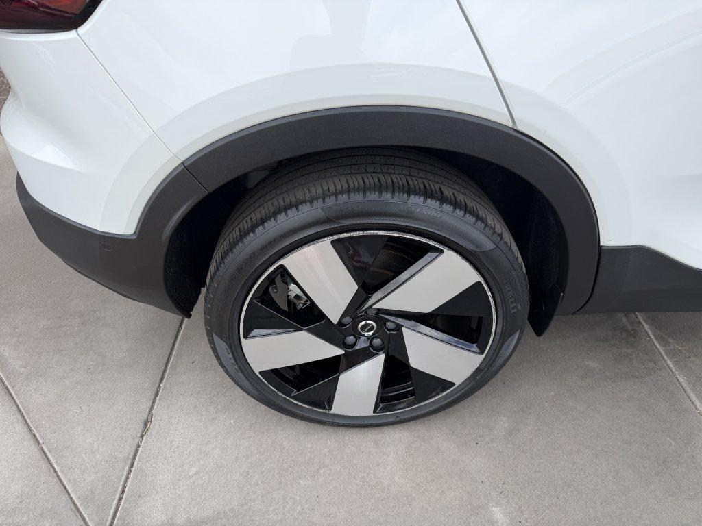 used 2024 Volvo C40 Recharge Pure Electric car, priced at $28,977