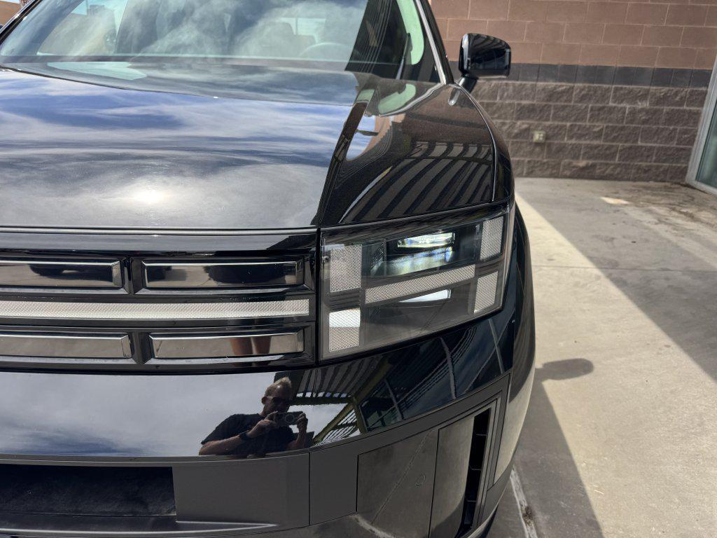 used 2024 Hyundai Santa Fe car, priced at $37,977