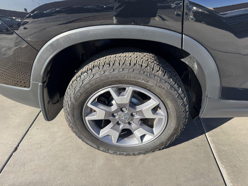 used 2022 Honda Passport car, priced at $31,497