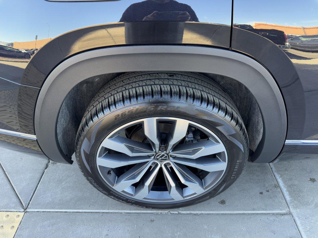 used 2023 Volkswagen Atlas car, priced at $36,997
