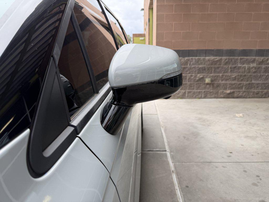 used 2024 Kia Carnival car, priced at $40,777