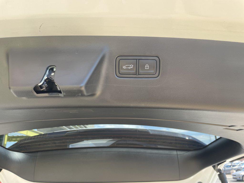 used 2024 Hyundai Santa Fe car, priced at $32,477