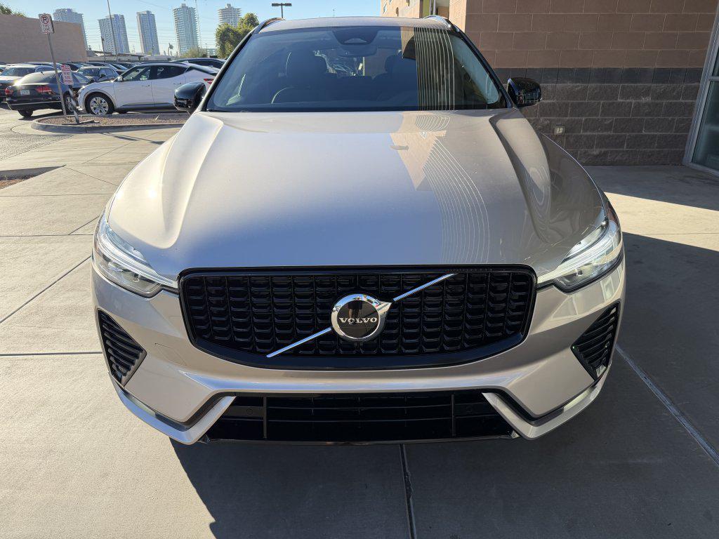 used 2025 Volvo XC60 car, priced at $32,777