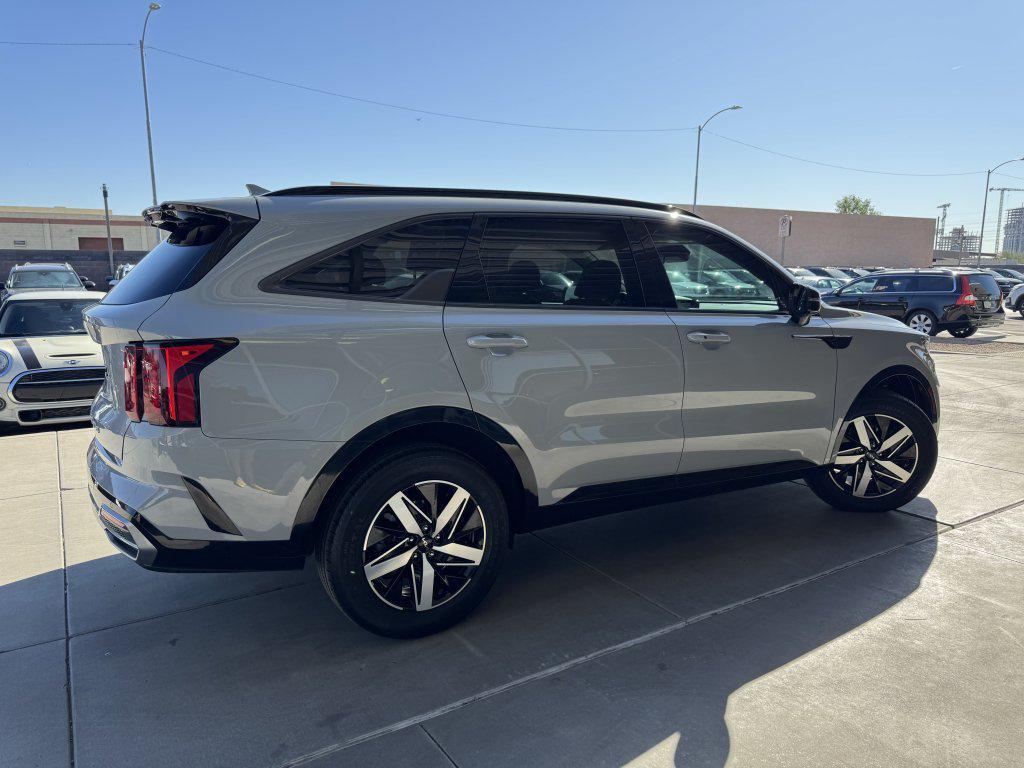 used 2022 Kia Sorento car, priced at $25,797