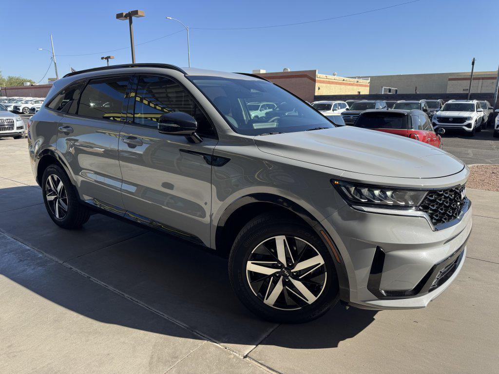 used 2022 Kia Sorento car, priced at $25,797