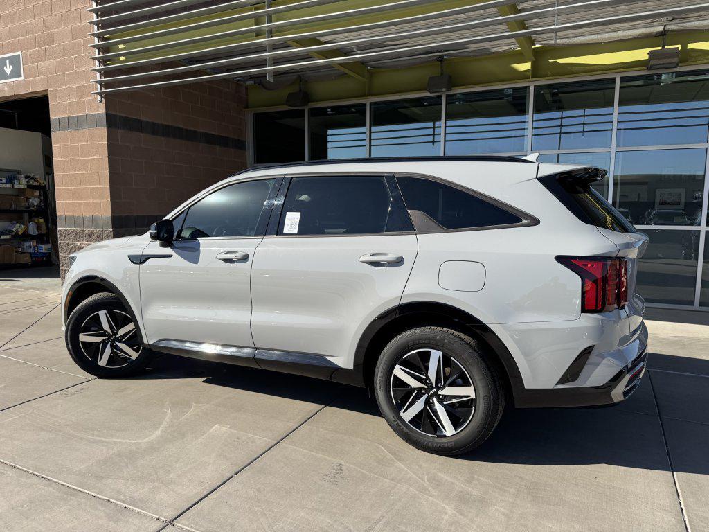 used 2022 Kia Sorento car, priced at $25,797