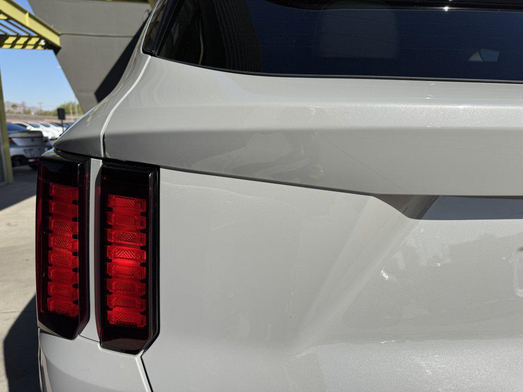 used 2022 Kia Sorento car, priced at $25,797