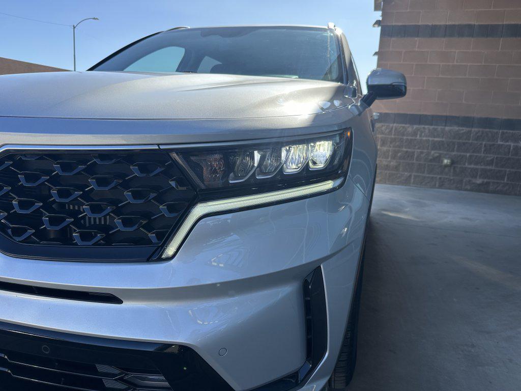 used 2023 Kia Sorento Hybrid car, priced at $28,977