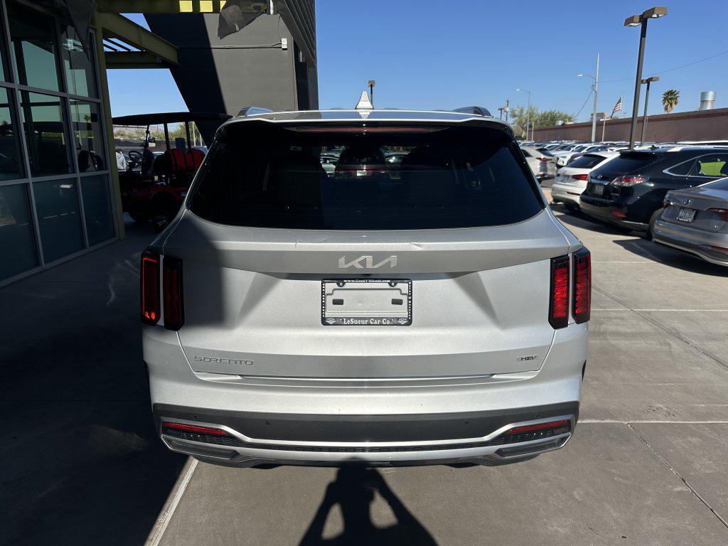 used 2023 Kia Sorento Hybrid car, priced at $28,977