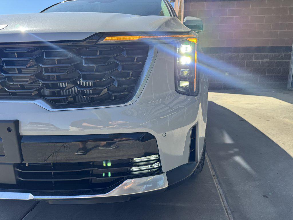 used 2024 Kia Sorento car, priced at $34,277