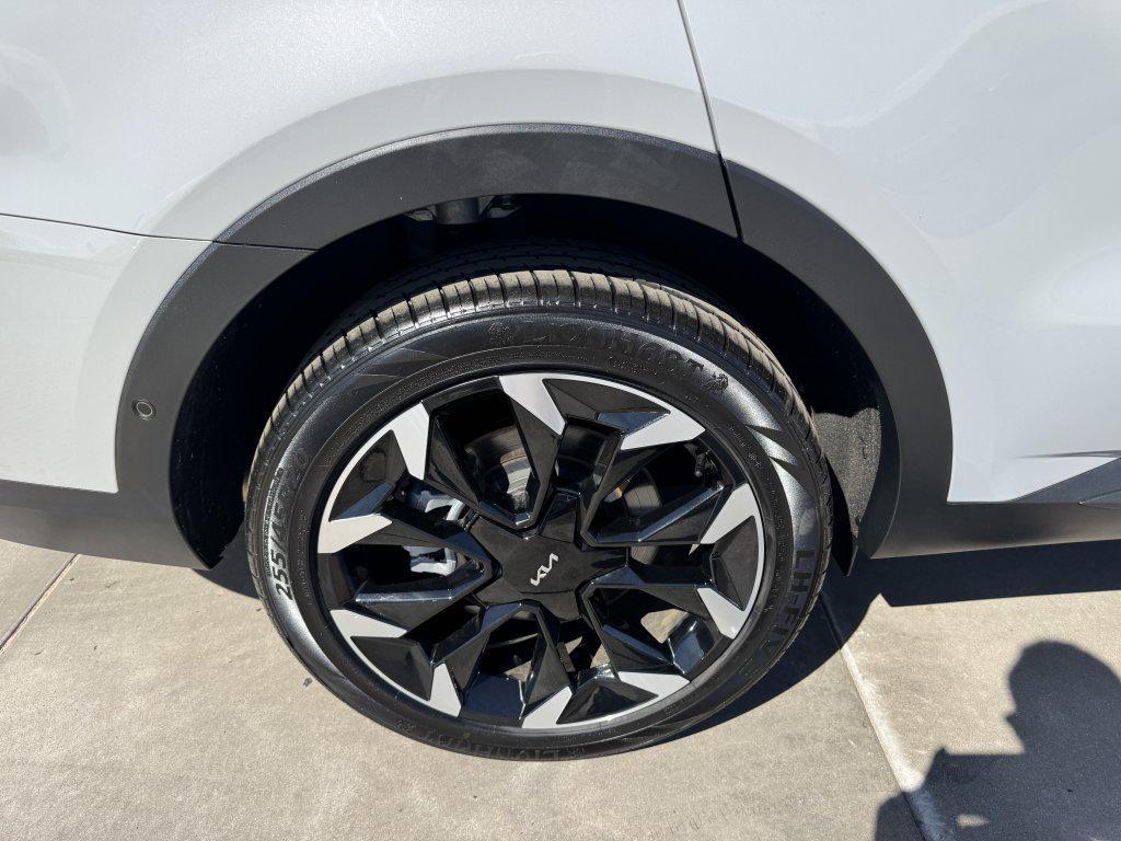 used 2024 Kia Sorento car, priced at $34,277
