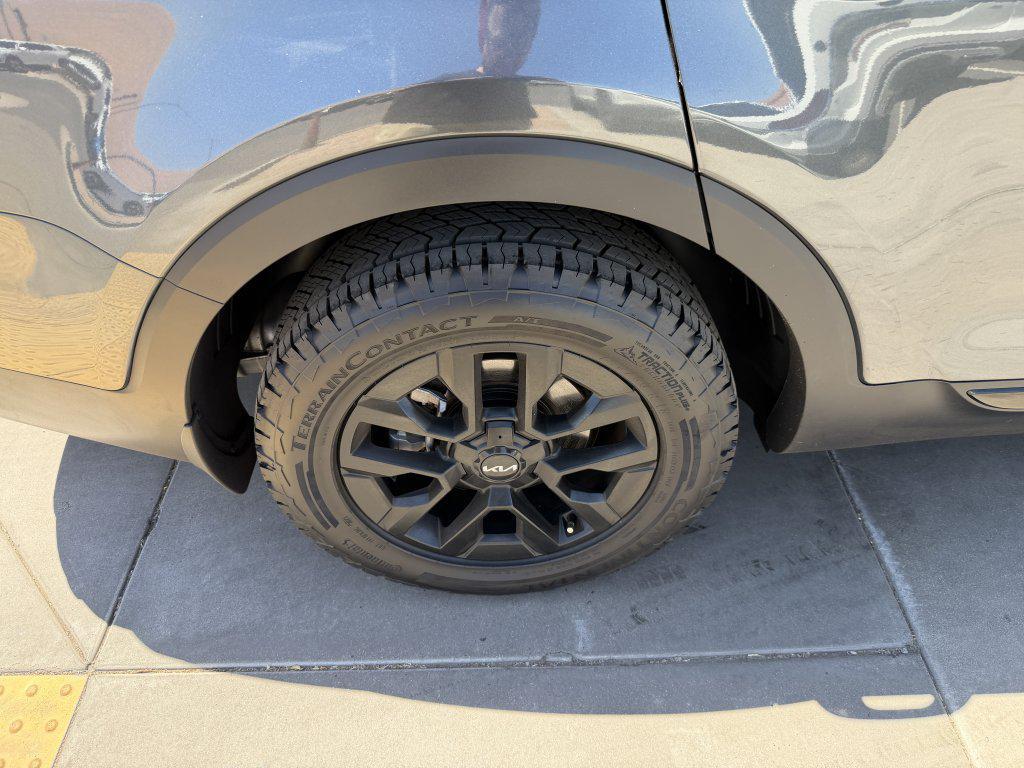 used 2024 Kia Telluride car, priced at $40,477