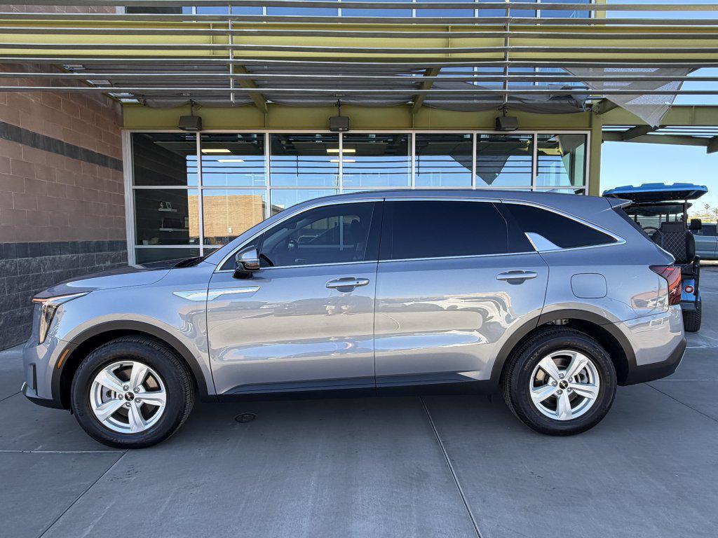 used 2024 Kia Sorento car, priced at $25,777