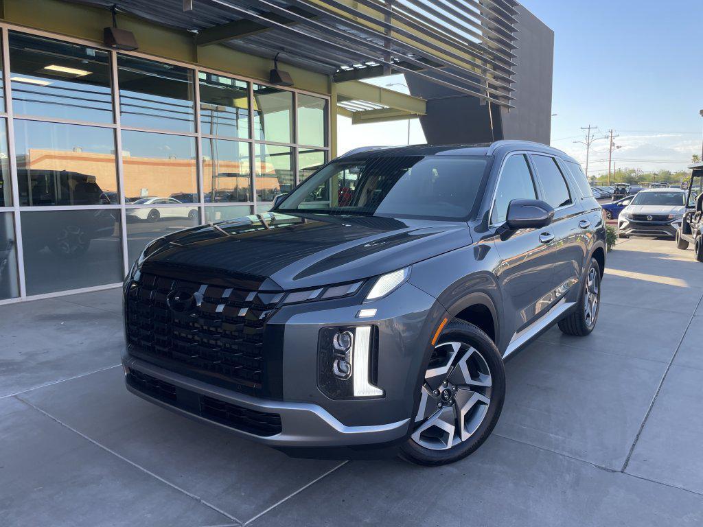 used 2025 Hyundai Palisade car, priced at $38,977