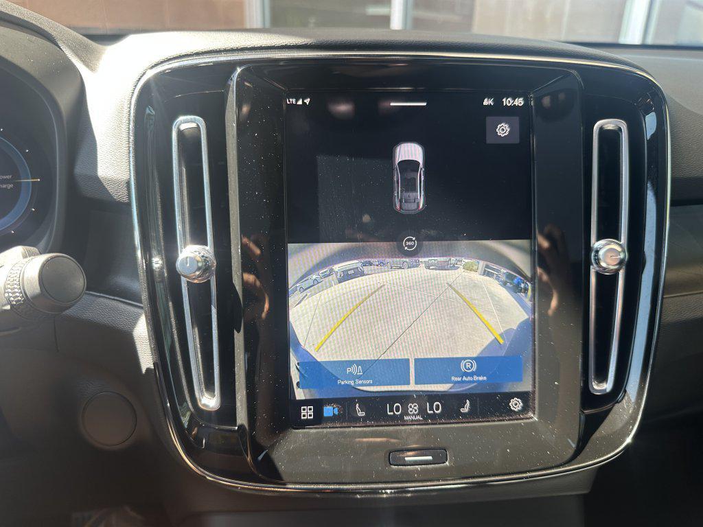 used 2023 Volvo C40 Recharge Pure Electric car, priced at $24,977