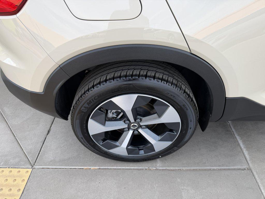 used 2025 Volvo XC40 car, priced at $29,277