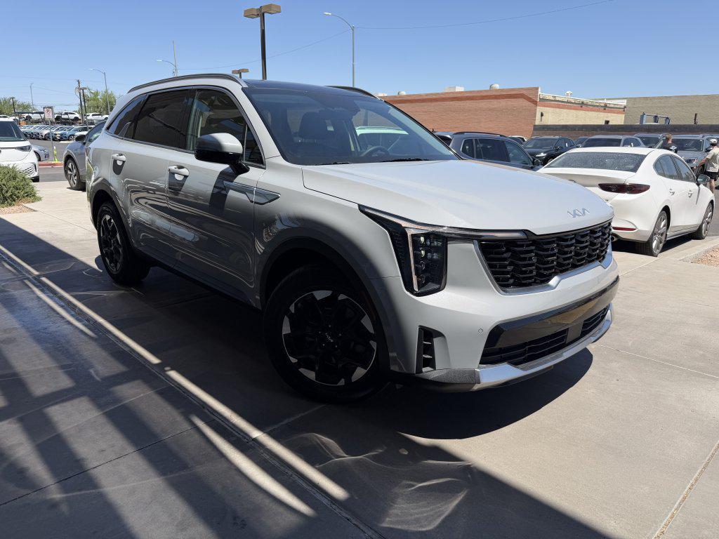 used 2025 Kia Sorento car, priced at $30,977