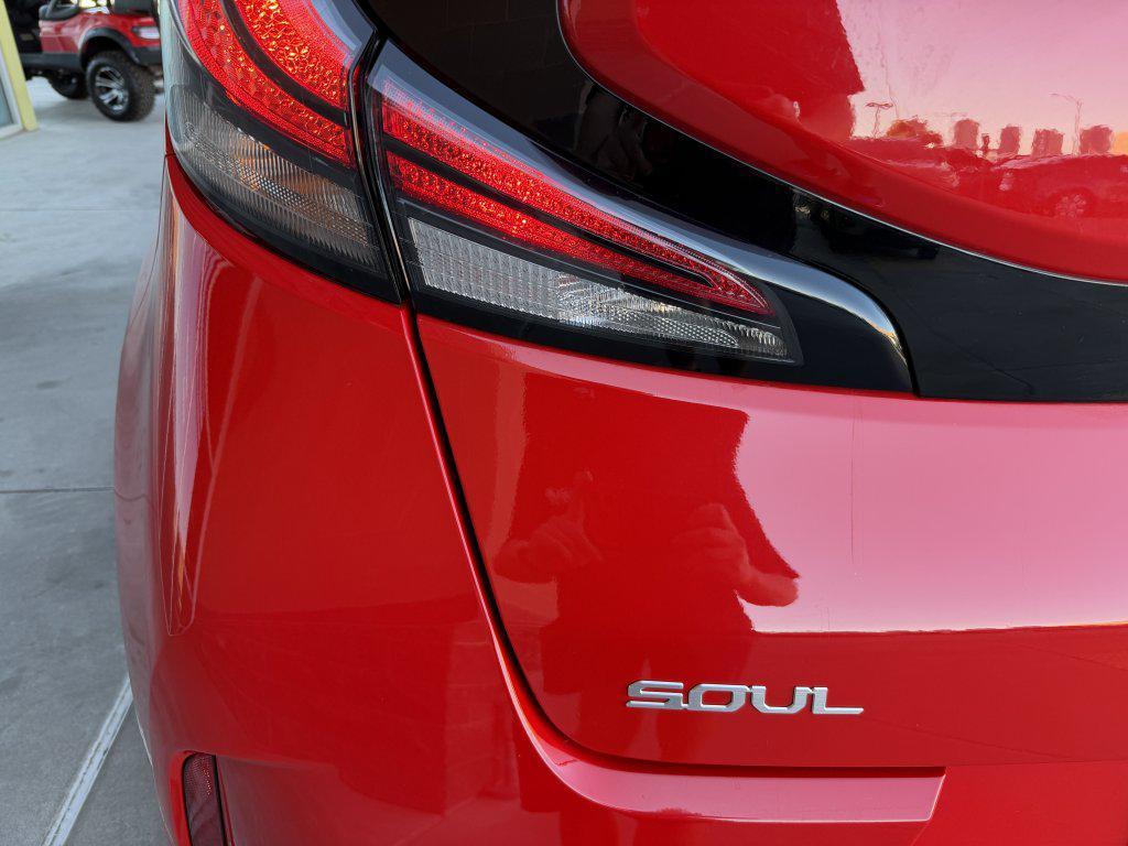used 2024 Kia Soul car, priced at $17,277