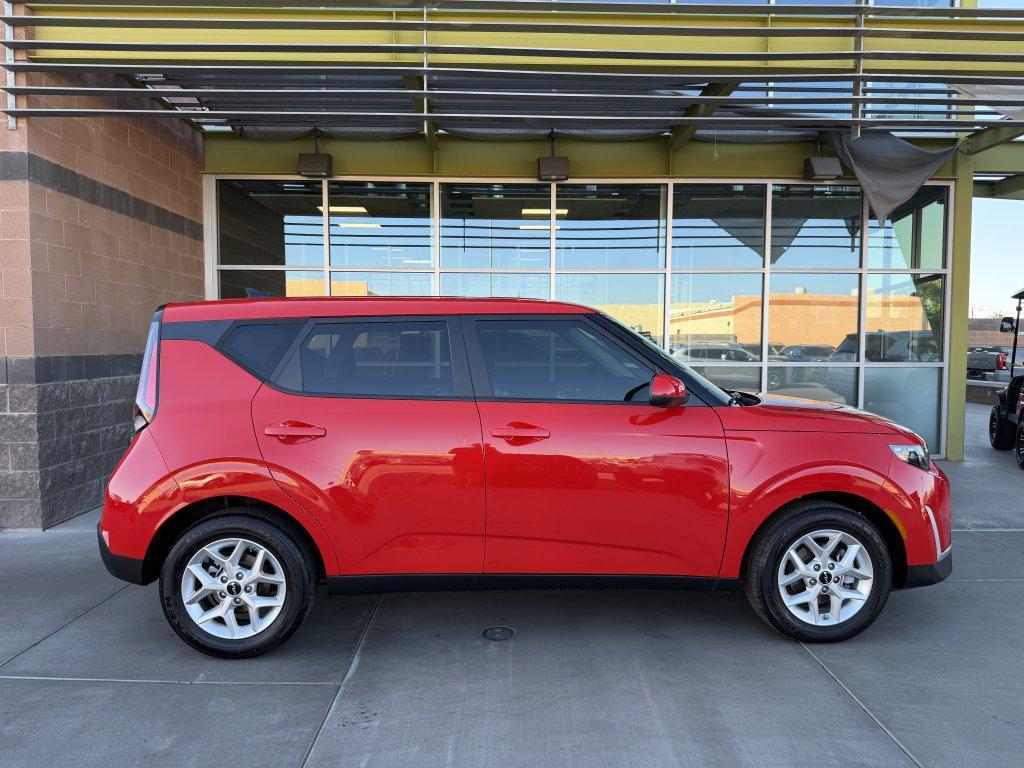 used 2024 Kia Soul car, priced at $17,277