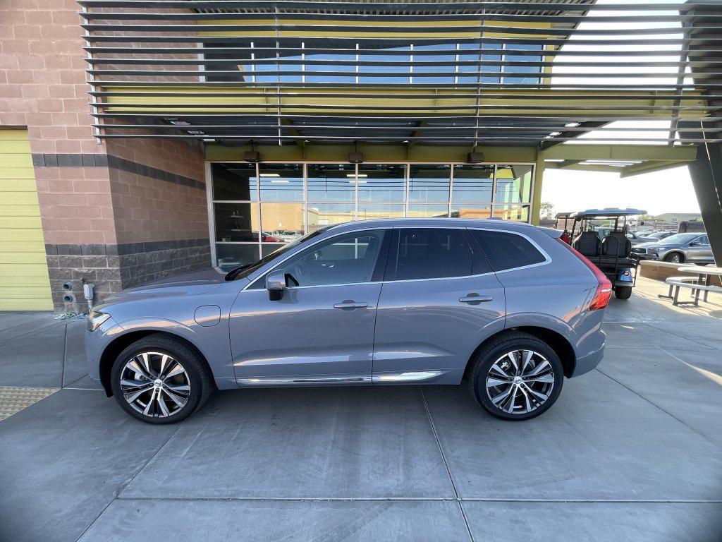 used 2022 Volvo XC60 Recharge Plug-In Hybrid car, priced at $38,477