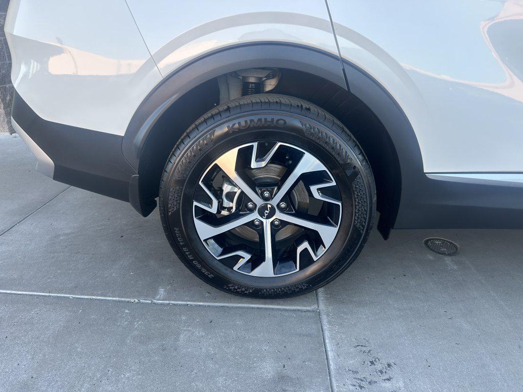 used 2024 Kia Sportage Hybrid car, priced at $29,277