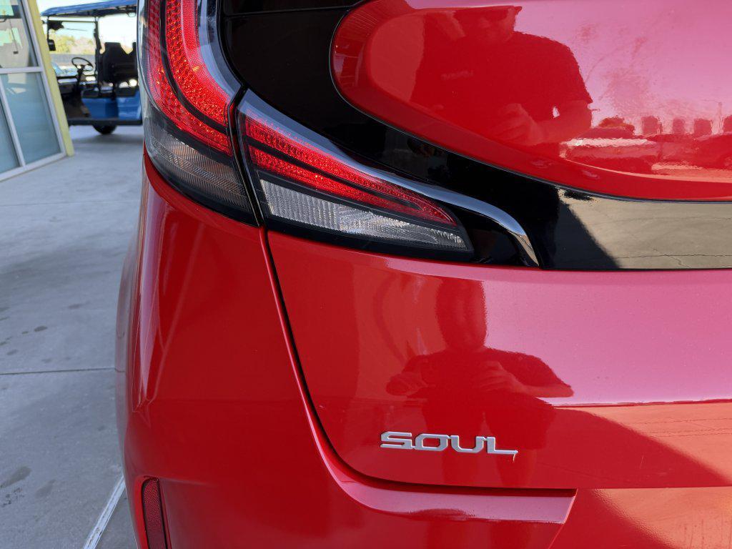 used 2024 Kia Soul car, priced at $20,277