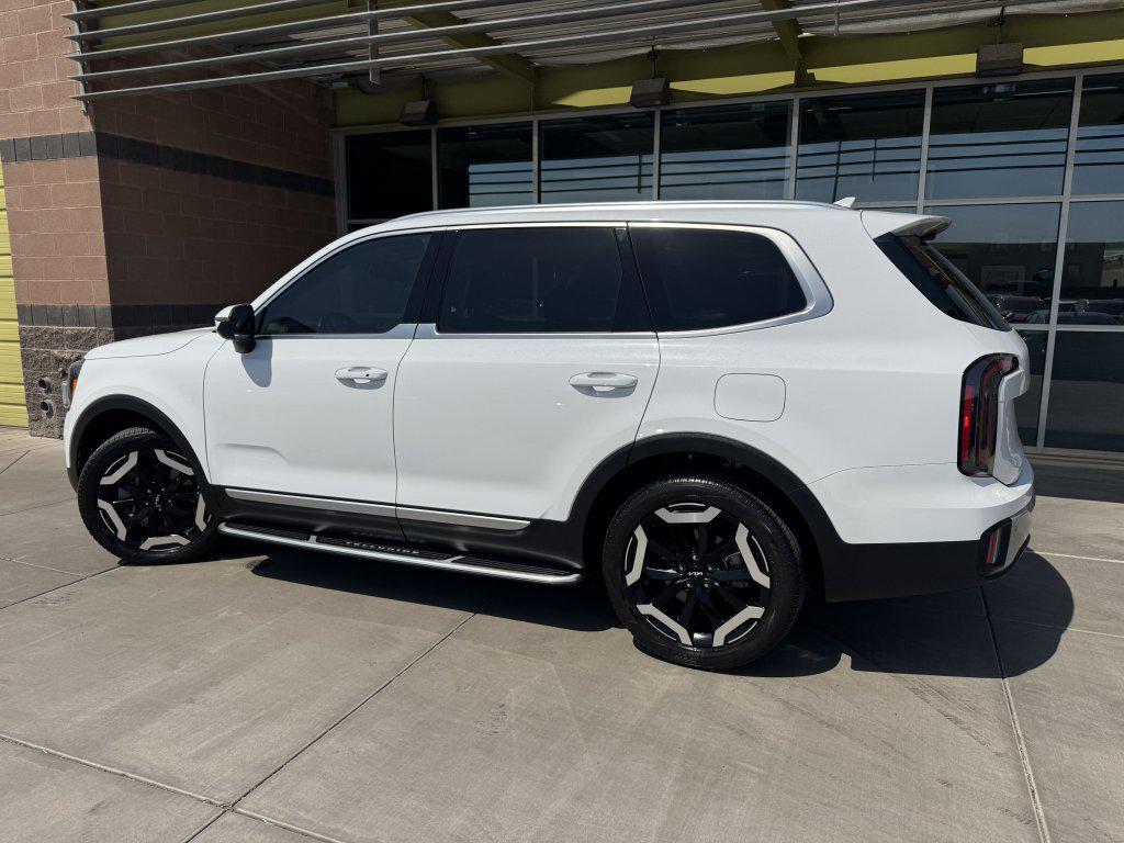 used 2023 Kia Telluride car, priced at $36,477