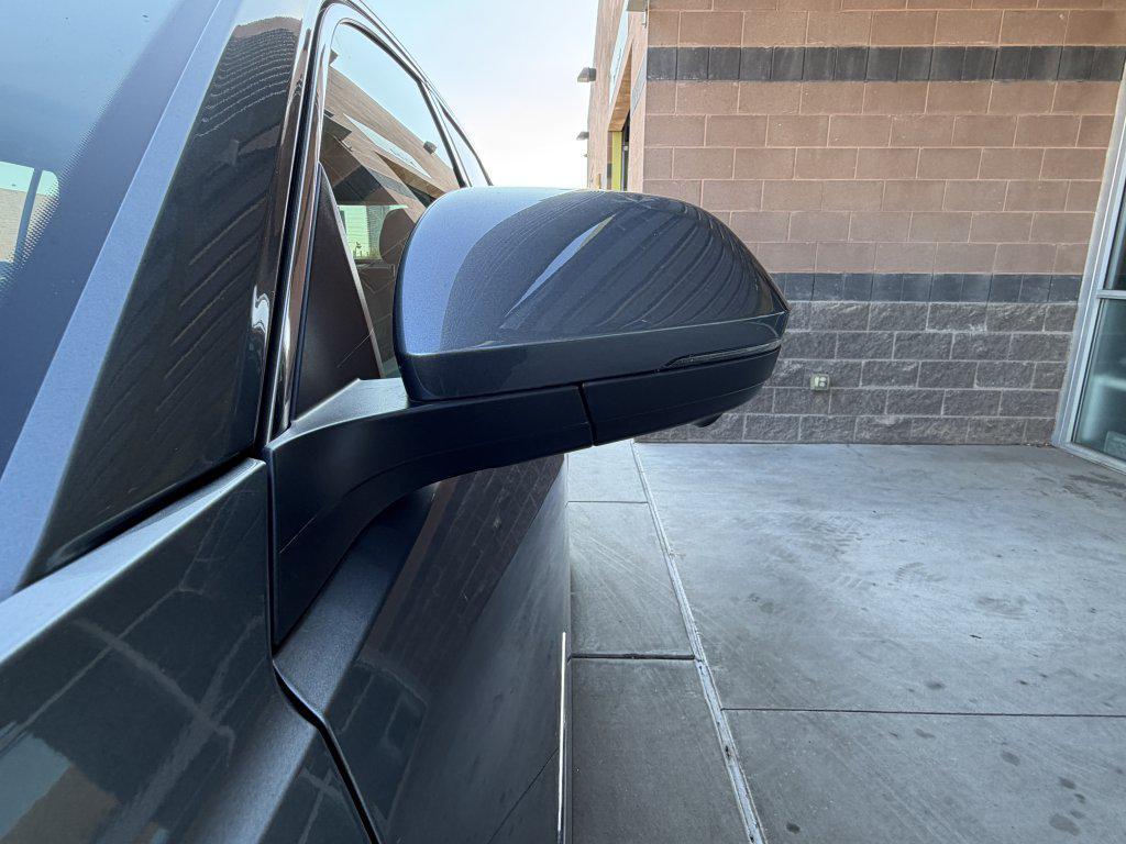 used 2024 Volkswagen Atlas car, priced at $37,777