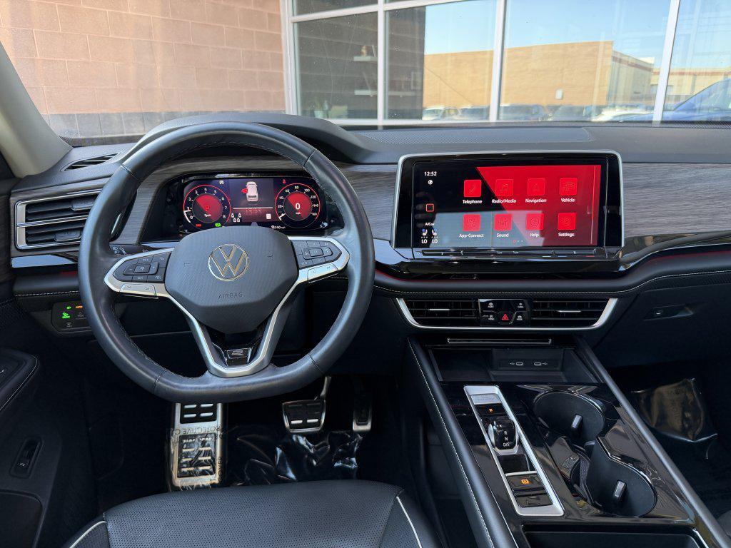 used 2024 Volkswagen Atlas car, priced at $37,777