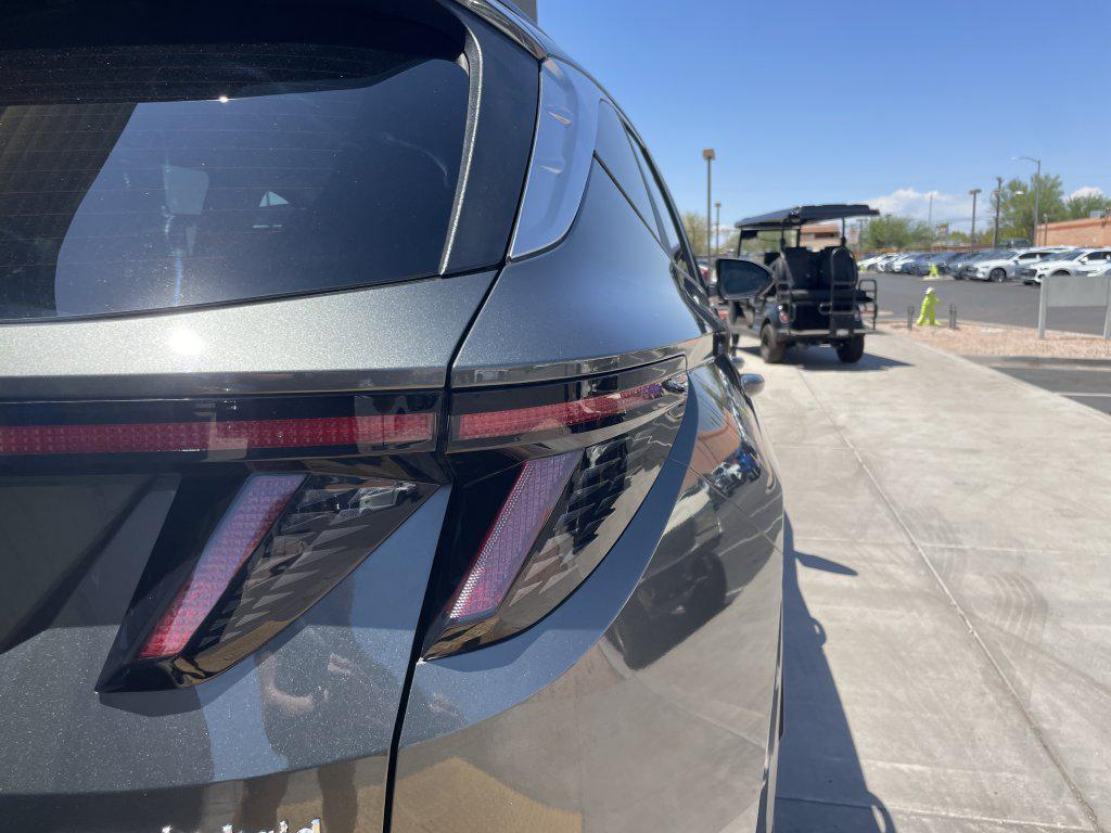 used 2024 Hyundai TUCSON Hybrid car, priced at $27,677