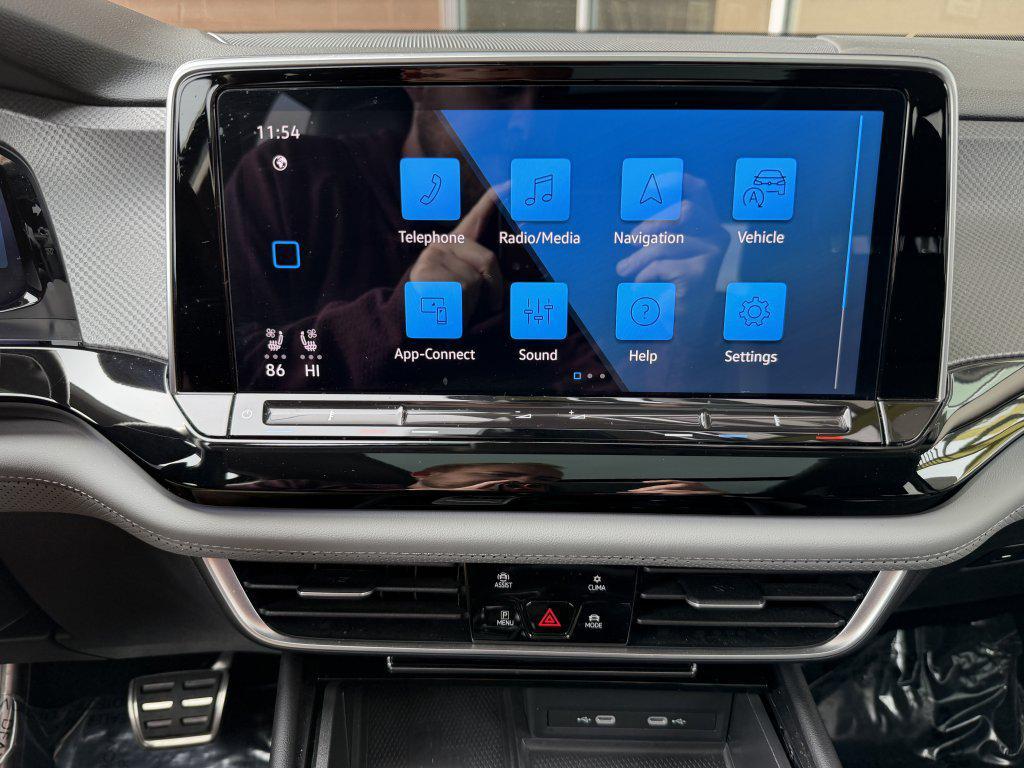 used 2024 Volkswagen Atlas car, priced at $37,277