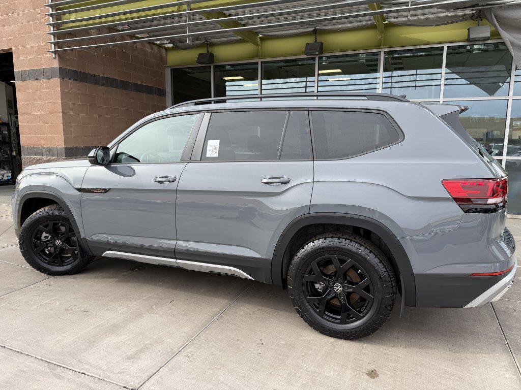 used 2024 Volkswagen Atlas car, priced at $37,277
