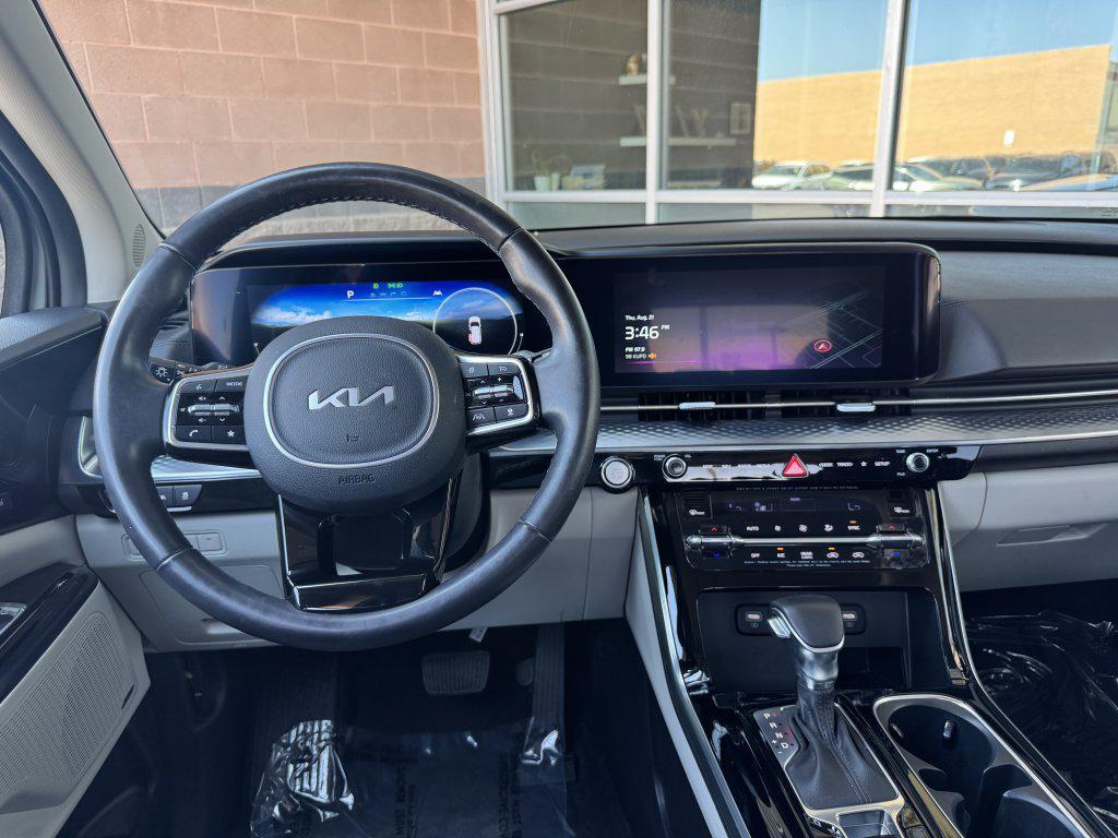 used 2023 Kia Carnival car, priced at $40,677